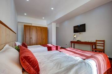 Фотографии Отель Gold Association Hotel г. Чолпон-Ата (Киргизия) №1 Фото Отель Gold Association Hotel г. Чолпон-Ата 1