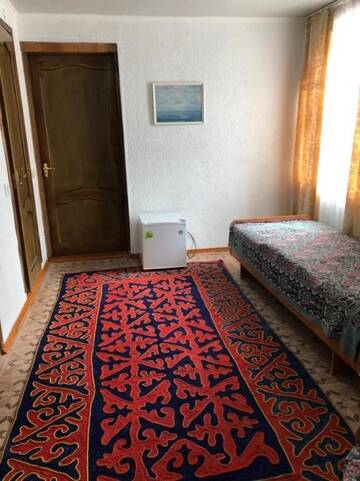Фото номера Стандартный семейный номер Гостевой дом Guest house Visit г. Чолпон-Ата 5