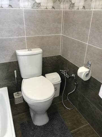 Фото номера Двухместный номер Делюкс с 1 кроватью и душем Гостевой дом Guest House “Aura” г. Чолпон-Ата 10