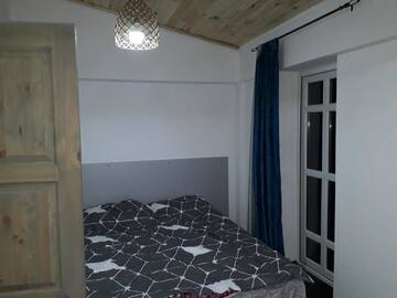 Фотографии Гостевой дом Zaton Guesthouse г. Чолпон-Ата (Киргизия) №5 Фото Гостевой дом Zaton Guesthouse г. Чолпон-Ата 5